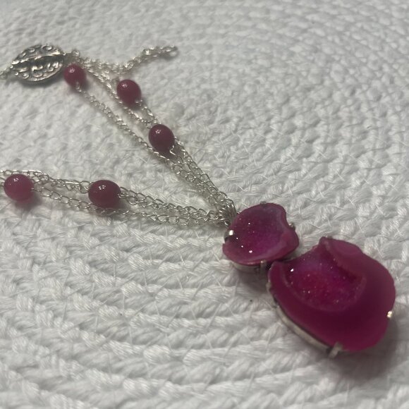 Beautiful AGATE GEODE & RASPBERRY QUARTZ Handmade Sterling 925 Necklace #884D - Picture 2 of 3